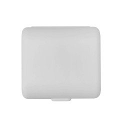 World Travel Adaptor||Escritorio