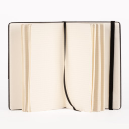 Imagen Alternativa Set de Regalo Epic Negro con Detalles Encobrizados. 5